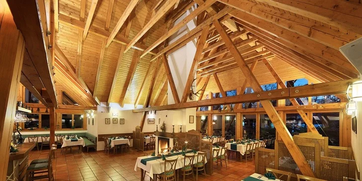 299 Kč za vstup do privátní vířivky v Hluboké nad Vltavou. Užijte si hodinu zaslouženého relaxu pro 2 osoby se slevou 50 %.