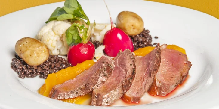 6chodové menu restaurantu v El Cid La Provence
