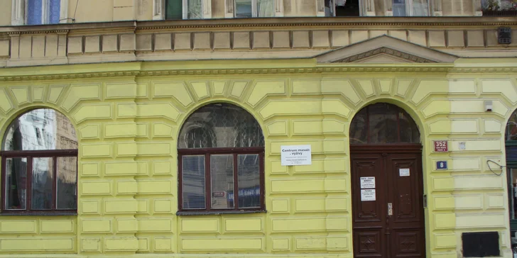 Relaxační masáž zad a šíje pro celkové uvolnění
