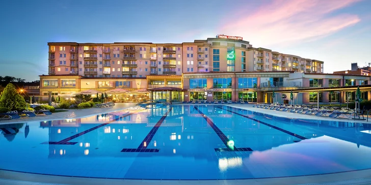 Wellness pobyt v 4* hoteli Karos Spa s polpenziou a bohatým programom pre deti