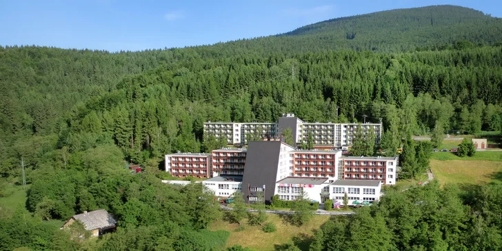 Pobyt v Jeseníkoch: hotel s raňajkami alebo polpenziou, termíny počas celého roka