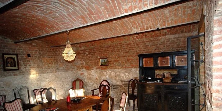 Vinařský pobyt ve Valticích: s polopenzí a degustací nebo vinným doktorátem