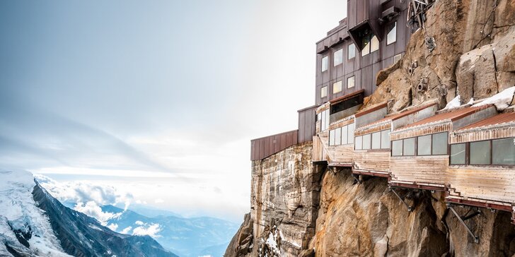 Výlet do horského Chamonix, k hoře Mont Blanc a do Ženevy