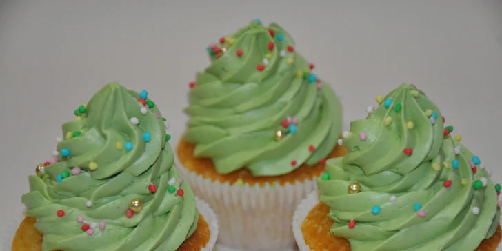 Nálož makronek a cupcakes v nové cukrárně Cup and Cake