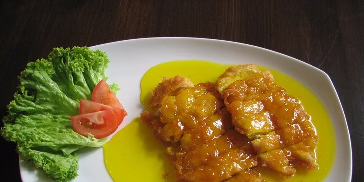 Vzhůru do Hongkongu: 4chodové orientální menu pro dva v Lotos Restaurant