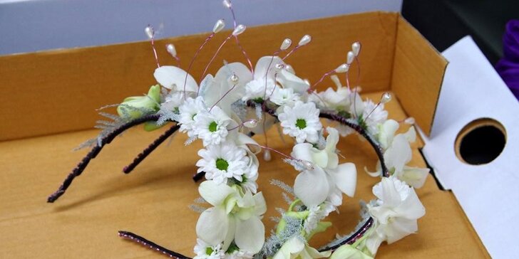 Workshop floristiky v Carmen Flora - květinové čelenky