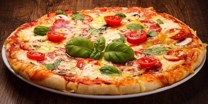 50% sleva na dvě pizzy v Pizza Excool ve vybraných pobočkách