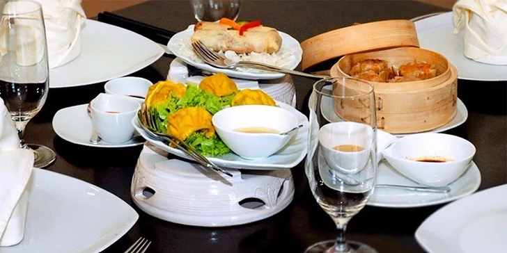 4chodové orientální menu pro dva v Lotos Restaurant