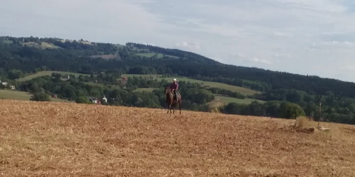 Intenzivní týdenní kurz jízdy na koni - Pro děti, rodiče i prarodiče