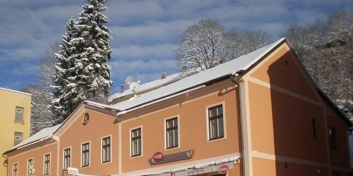 Relax v Hotelu Zlatá kotva – masáže, zábaly i sauna