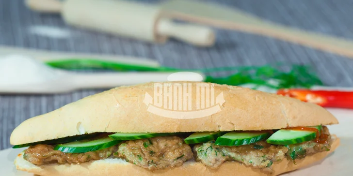 2 parádní vietnamské plněné bagety Bánh Mì Freta