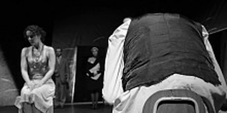 PAST / Tadeusz Różewicz