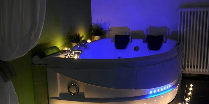 Valentýnská romantika při svíčkách a privátní koupel v hotelu Dvořák