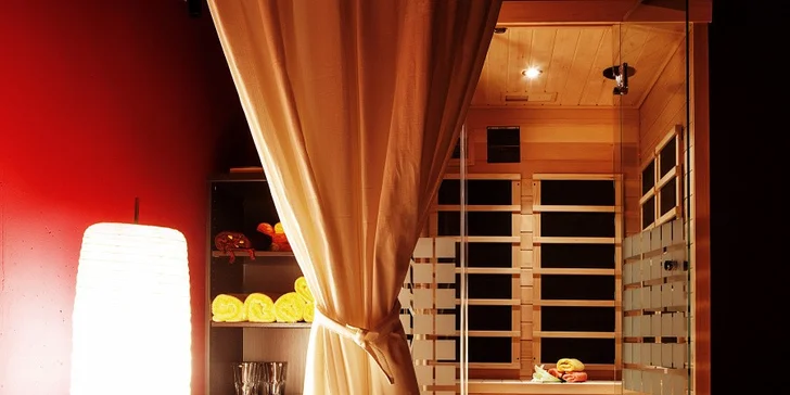 Privátní romantický nebo relax balíček v sauně a vířivce při svíčkách