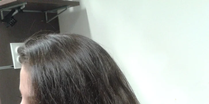 Profesionální kadeřnická péče s možností barvení nebo keratinu