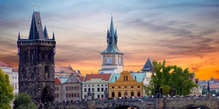Uruguayské steaky nebo candát, předkrmy pro dva i láhev vína