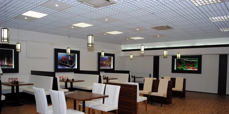 Hostina ve jménu exotiky a zdravých lahůdek: Sushi sety plné skvělých kousků