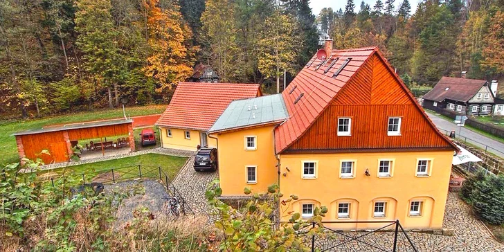 Dovolená v přírodě Českého Švýcarska s polopenzí a lahví vína
