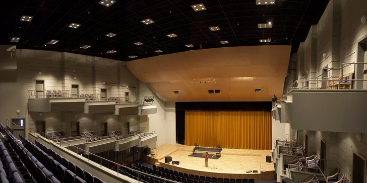 Vstupenka na koncert světoznámé operní pěvkyně Veroniky Dzhioevy