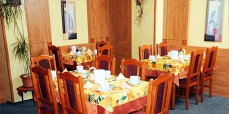 Slavnostní tříchodové menu pro dva v Hotelu Panon
