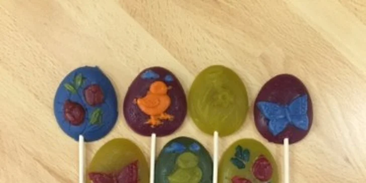 Velikonoční ozdoby na špejli i svíčky – kreativní návštěva svíčkárny Rodas
