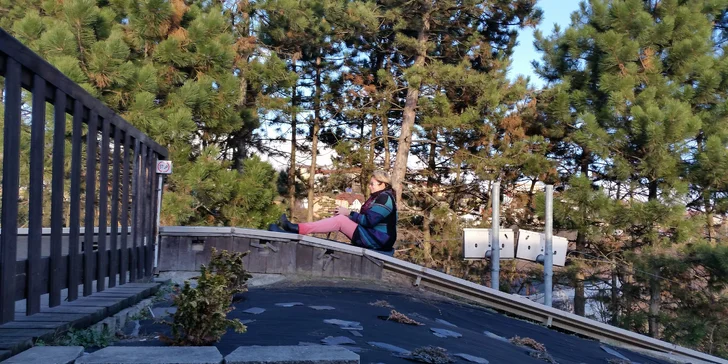 Vlasy vlají, adrenalin stoupá – 6 sešupů na bobové dráze na Proseku