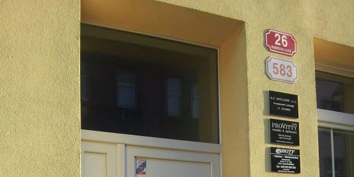 Permanentka do solária a opalovací kosmetika ke každé návštěvě