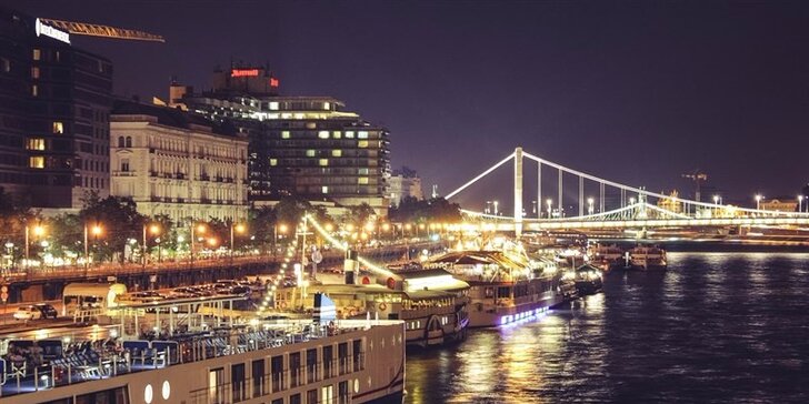 Na otočku za krásami adventní Budapešti: prohlídka města i nákupy na trzích