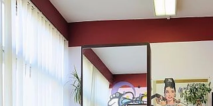 Kadeřnické balíčky se střihem, barvou nebo melírem