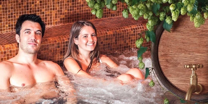 Pobyt v pivních lázních Casiopea – wellness procedury i neomezené pití piva
