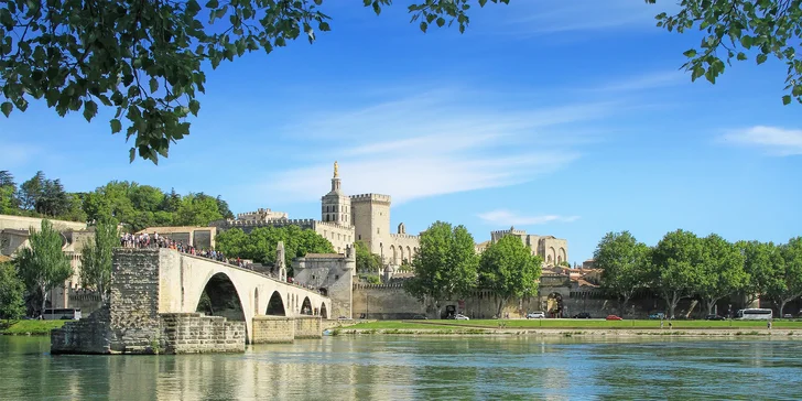Zájezd do Provence včetně koupání v překrásném městě Nice