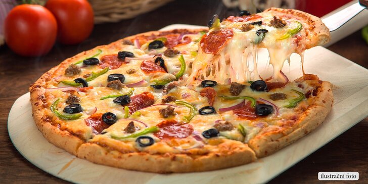 Téměř půlmetrová pizza dle vašeho výběru z pravé italské pece