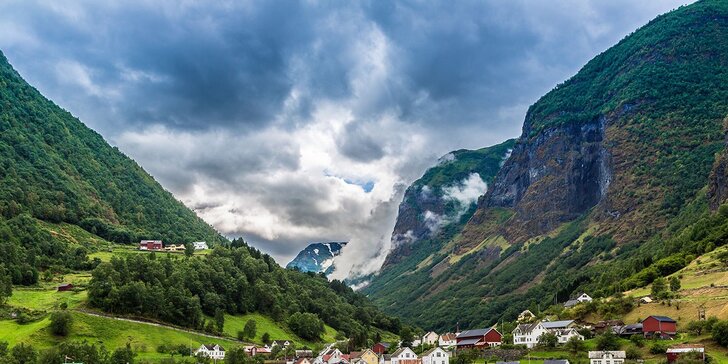 5denní letecký zájezd do Norska – za fjordy, vodopády i ledovci