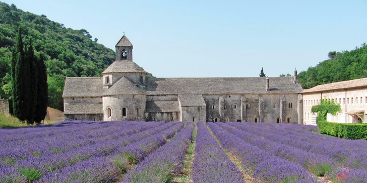 Zájezd do Provence včetně koupání v překrásném městě Nice