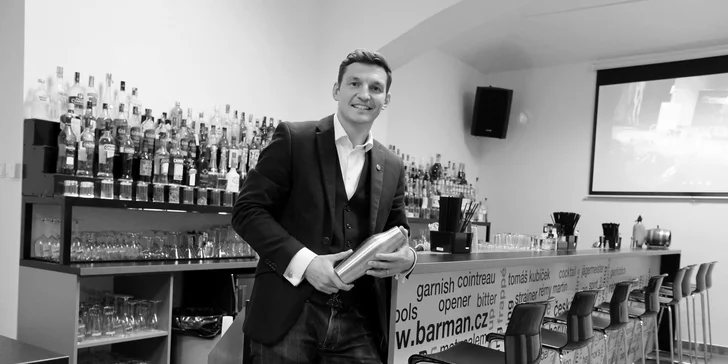 Jeden den v České barmanské škole – kurz, který zamíchá vaším světem
