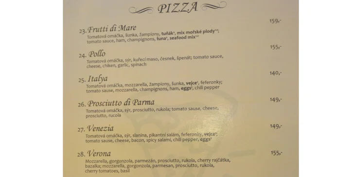 Dvě speciální pizzy ve tvaru srdce a s příchutí dle výběru