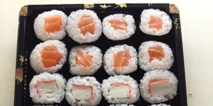 Pestré sushi sety se 12 nebo 24 kousky – hostina na místě nebo take away
