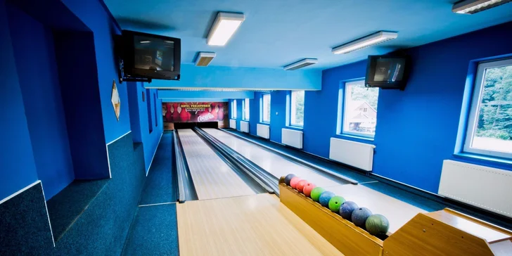 Dovolená v přírodě Javorníků: polopenze, bazén i bowling