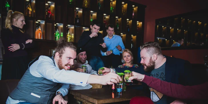 Exotické alko koktejly pro dva či celou partu ve Fruko baru