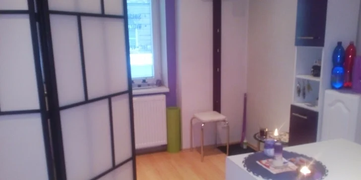 Vytvarujte svou postavu na vibrační plošině Crazy Fit Massage