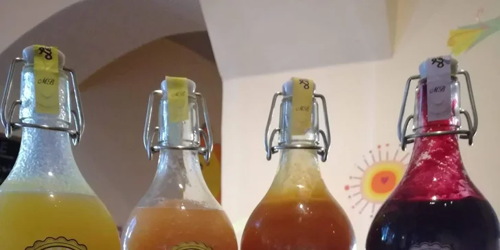 K pití dostanete osvěžující limonádu. 