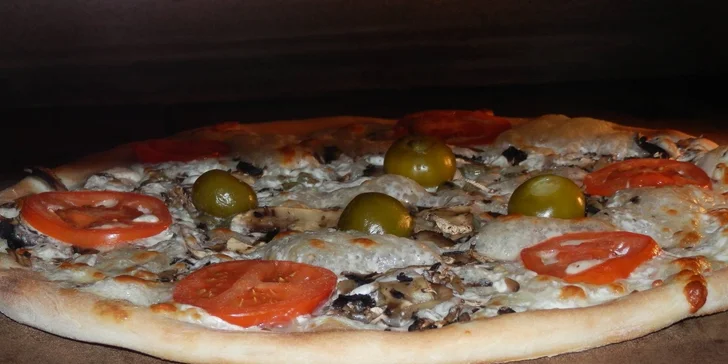 Pizza dle vašeho výběru – odnesete si sami, nebo vám ji dovezou