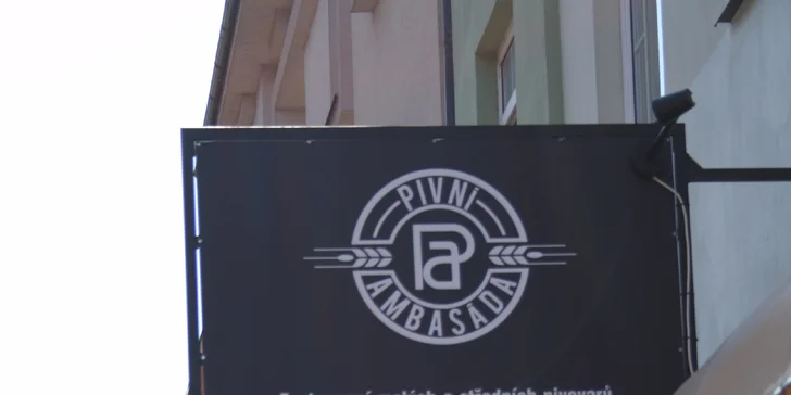 Zajděte si na jedno do Pivní ambasády – točený Klášter 11°