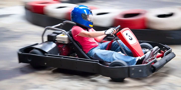 Rozjeďte to na nejdelší motokárové trati v ČR: 3× 10minutová jízda pro 1 osobu