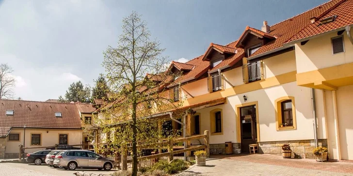 Odpočinek v přírodě nedaleko Prahy s privátním wellness