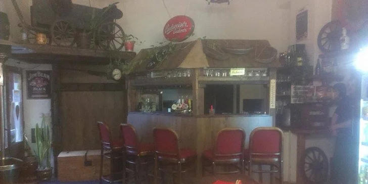 Pochutnejte si ve dvou na velkém tataráku s 10 topinkami