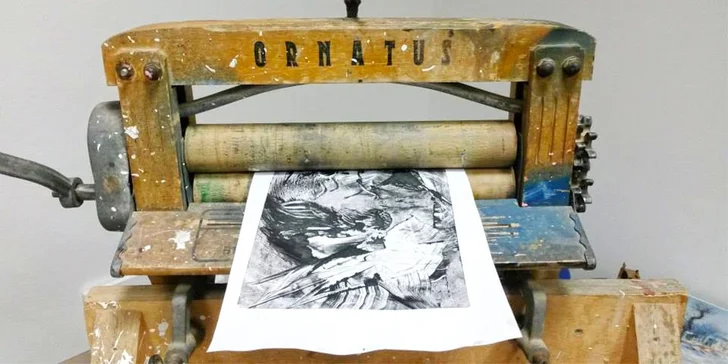 Večerní výtvarné kurzy grafiky nebo malby