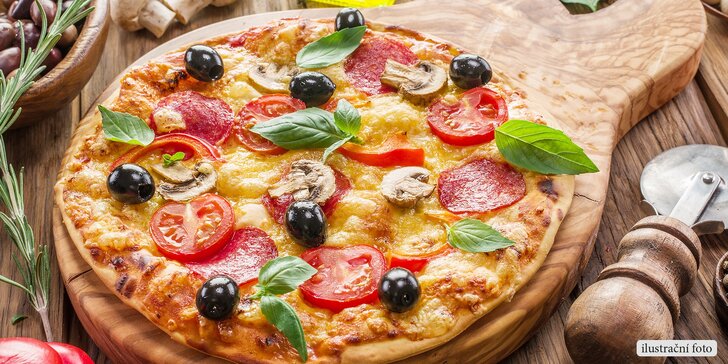Jedna nebo dvě pizzy z La Piccola Italia – výběr z 28 druhů