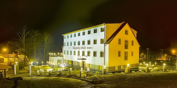 Luxusní wellness balíček pro dva: saunový svět i 4chodové večeře