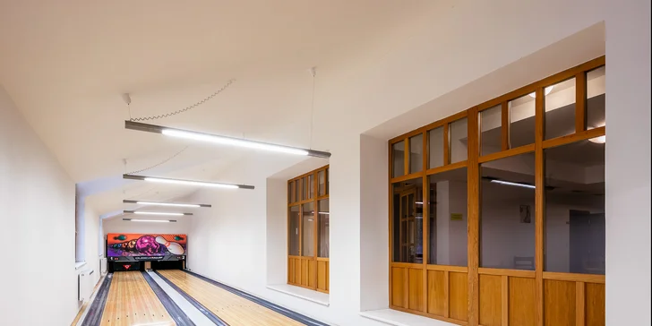 Bowling máte v ceně na jednu hodinu.